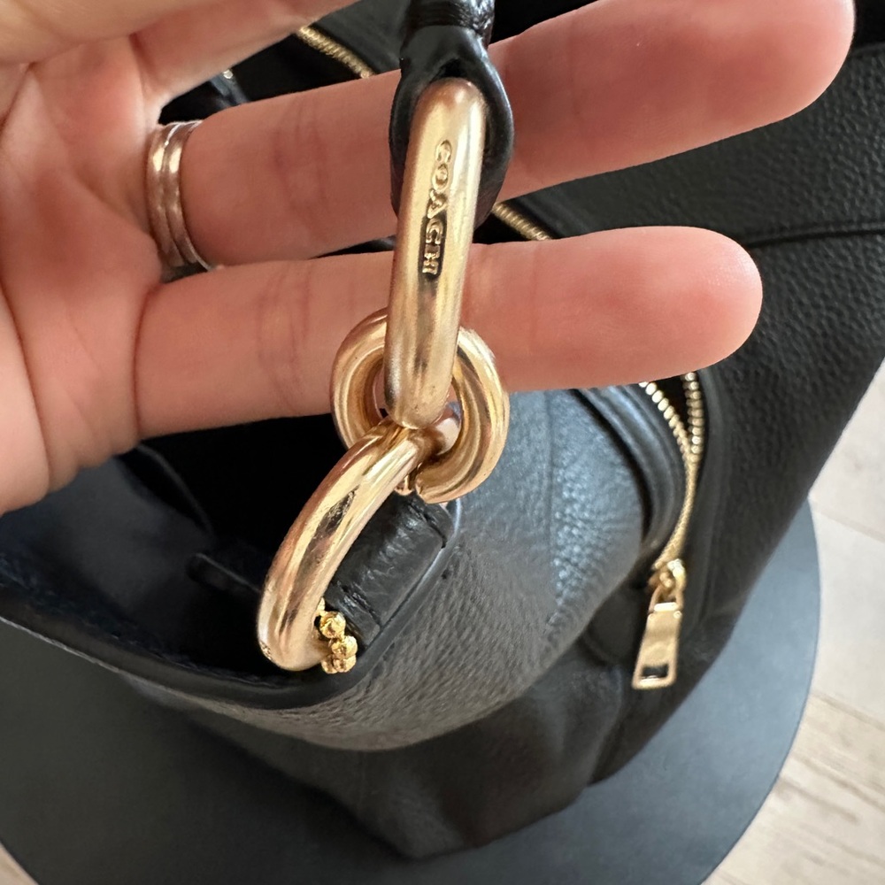 LIKE NEW ! Authentic Coach Large Lexy Pebble Leather Shoulder Bag Gunmetal - Picture 7 of 11